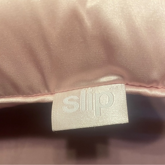 Slip mini travel silk pillow - Picture 4 of 6